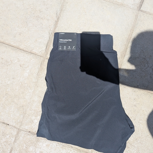 Abercrombie & Fitch Black Athletic Shorts Lightweight Elastic Waist - Picture 2 of 5